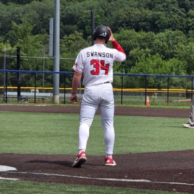 ben_swanson9's profile picture. LPHS | Peru, Il | 2027 grad | 5’11” 210 | Lifts(est): Bench 235 Trap deadlift 515 Squat 415 |1B/3B | R/R | EV: 90 | 815-664-8074 | swansonben53@gmail.com