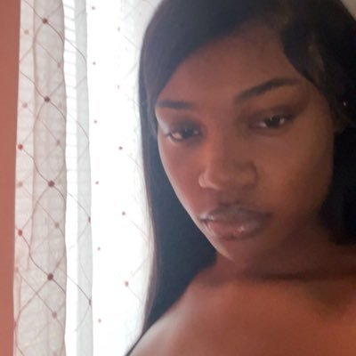 dasiatired's profile picture. 