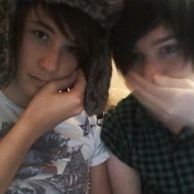 loutheboo_'s profile picture. im just happy to be here ;)