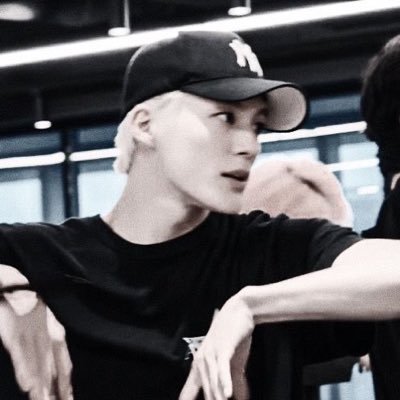 plmzcz's profile picture. พสุธาไม่ใช่เพสุตา ชอบก็แค่เรียกคนดี