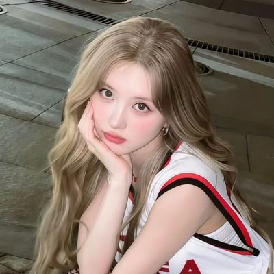 DmFq2dzokzmq9's profile picture. ポケカ/ユニアリ/DIVE/MOA/ALD1/gaeul/yeonjun/xinlong