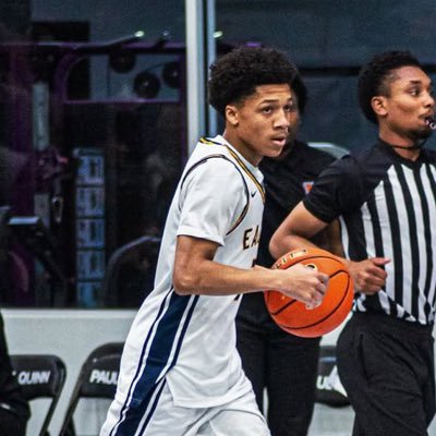 MaxMoody24's profile picture. 2028 PG | 6’1 | HS: @OakCliff_FFA | NCAA ID: 2505598287 | IG: themaxmoody_ | maxrmoody@gmail.com