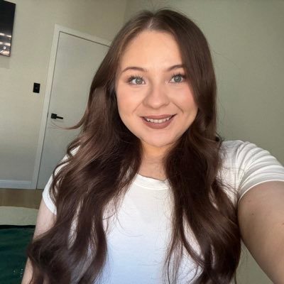 _priscilaa23's profile picture. Just a girl who lets sports ruin her mood.. 🖤🇲🇽 #DallasCowboys | #LeafsForever | #Dodgers | Lakers 🏀 #ask4help