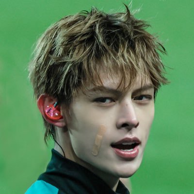 meow462894's profile picture. fashion