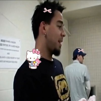 okeyran's profile picture. sofro dos nervos ☭ real tough kid