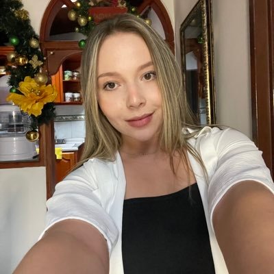 ManuCorreaC's profile picture. 