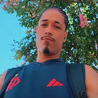 thankurob's profile picture. 