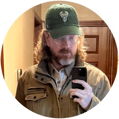 gwld's profile picture. riff king at @nosurfersmusic. @UWM + @McNallySmith alum. former web producer @CBSradio @wccoradio @1041jackfm 🎸🎶📸🎥🎙💥🤘🏻