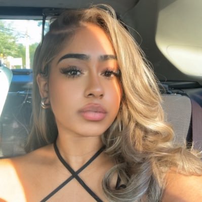 hotlikejya's profile picture. I’m just living my life