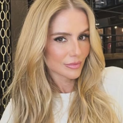 favxantonelli's profile picture. obsessed w rayssa bratillieri and isadora cruz