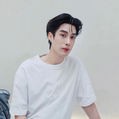 jr_x818's profile picture. 