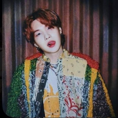 myyouphoriax's profile picture. 𝜗𝜚 ‘96 • bangtan • ot7 • bi • “𝓯𝓾𝓽𝓾𝓻𝓮’𝓼 𝓰𝓸𝓷𝓷𝓪 𝓫𝓮 𝓸𝓴𝓪𝔂 ” ❀⋆.ೃ࿔*• jk & jm enthusiast ✩⋆☾ ☁︎ ˚