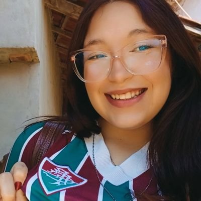 Acarolinaffc_'s profile picture. Católica Apostólica Romana🇻🇦                                                   
Grandes são os outros, o Fluminense é enorme 🇭🇺🫶🏻      
Pedagogia - Uerj🦉