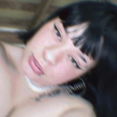 fala_zica's profile picture. deixo engordar, enquanto amolo a faca na pedra que me atiraram.