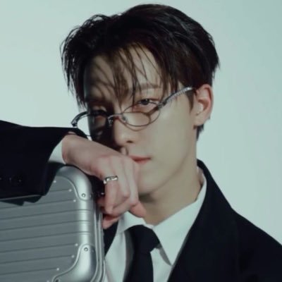 makiemillian's profile picture. verstappen’s bestie, dino’s wife, soobin’s gf