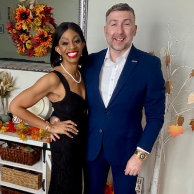 BryanBenway's profile picture. Husband to @EmmieTX17 ❤️| Dad 🏃🏾‍♂️🎀 | Award Winning Communications Executive🎙️I Director of Marketing at @BartlettCockeGC I Wrestling Hall of Famer