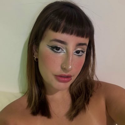 myheadnmyheart's profile picture. ✧ ⋆ ⊹ * psicóloga tcc, pós-graduanda em neuropsicologia e psicopatologia ✧ ⋆ ⊹ *