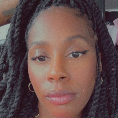 Kallme_capri's profile picture. healed 🌱| misfit | 🏳️‍🌈 | transmasc | born dat girl but might pull up as yo 🥷| dom femme that can do both 🤪