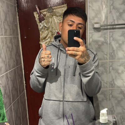 _Ren4to01's profile picture. 24 stgo-ccp🌤 E.F Inaf⚽️ UCH💙❤️