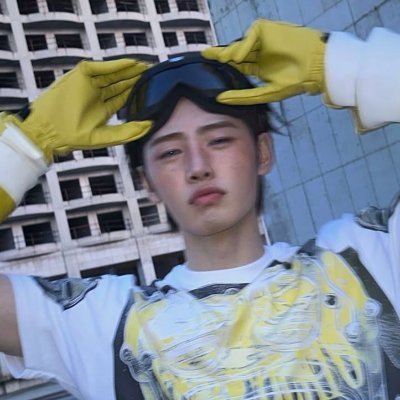 wonbniz's profile picture. ⠀⠀⠀⠀ ⠀───⠀⠀always ⠀⠀𝑤𝑖𝑡𝘩.⠀⠀  e͟n͟h͟α