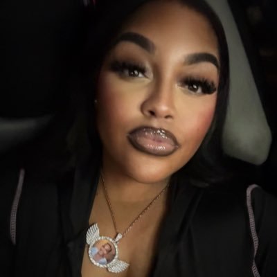 luvlasai's profile picture. instagram @luvlasai