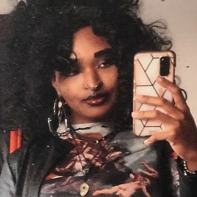 ThatOneNegraux's profile picture. ↓16 dnf ♡ Stylist/Artist ♡ Blk/Indg ♡ 25 ♡ TME 2S Polyam Les ♡ He/They/Vamp+ ♡ ND/Dsbld ♡ IF IM WRONG TELL ME ♡ #IndigeNovember CEO ♡ 💌Simplynovology@gmail.com