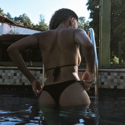 bia_cortesz's profile picture. uma gostosa em construção