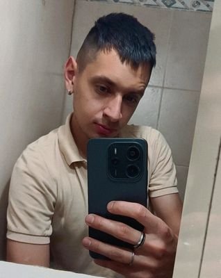 Jano_Xeneize12's profile picture. Club Atlético Boca Juniors 🇸🇪
   • Nos merecemos bellos milagros y ocurrirán.. 🎶