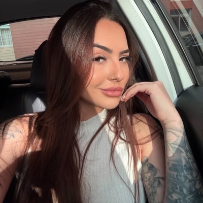 dudadepaulap's profile picture. 𝘐𝘴𝘢𝘥𝘰𝘳𝘢 🩷 || 𝘊𝘢𝘮𝘪𝘯𝘩𝘰 𝘨𝘶𝘢𝘳𝘥𝘢𝘥𝘰 𝘱𝘰𝘳 𝘌𝘹𝘶́, 𝘪𝘯𝘪𝘮𝘪𝘨𝘰 𝘯𝘢̃𝘰 𝘢𝘯𝘥𝘢. • @AthleticoPR