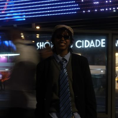 efirokines's profile picture. 🍉 | ame o corinthians, destrua o fascismo.             

ele/elu. 20.