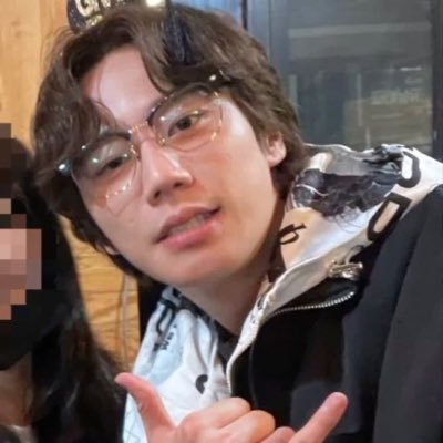 sngminiverse's profile picture. 