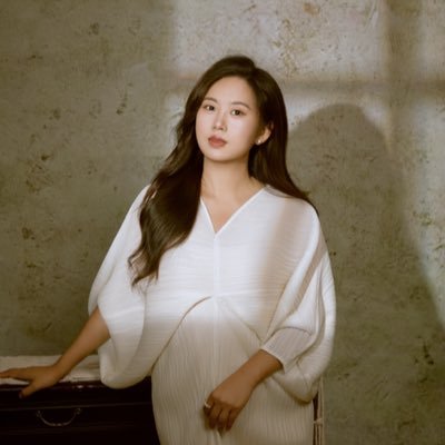 KrystalMa16's profile picture. 