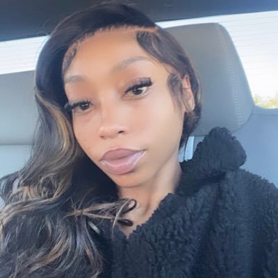 vibeswithmo_'s profile picture. 25