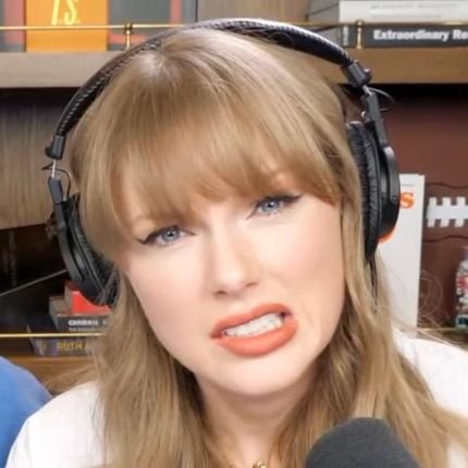 foIklorr's profile picture. taylor swift is responsible for me being a hopeless romantic