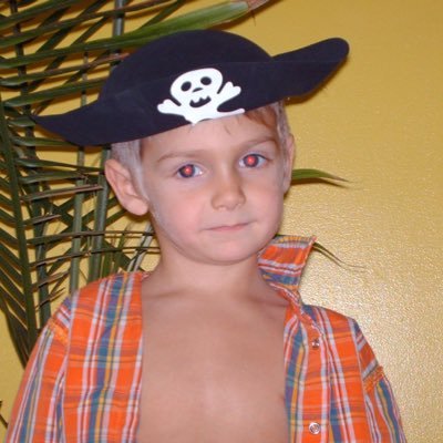 estheban_cyr's profile picture. Just a curious kid trying to better himself.