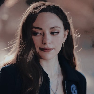 cursedcrescent's profile picture. 𝒃𝒊𝒕𝒆 𝒎𝒆 ━ | #𝐭𝐫𝐬