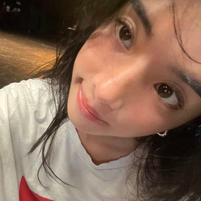 lebronchae's profile picture. cookie dough dance :)