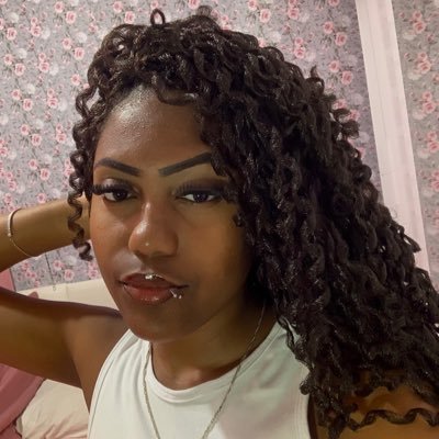 annasouzx_7's profile picture. Isaac💙👑