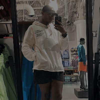 alraheemx0's profile picture. 9/05🦋 | i am he, he is me!