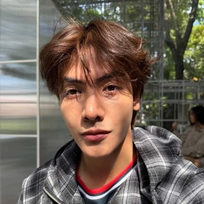 heitorcoitaydin's profile picture. joong de bandana preta, dunk e eu treinando tríceps na academia