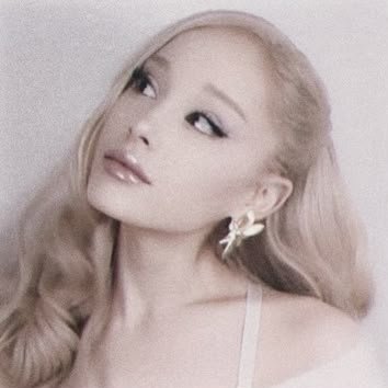 cherrydietx's profile picture. I love music