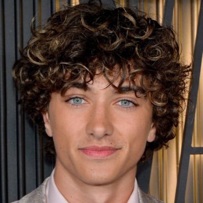 jon4hry4n's profile picture. 