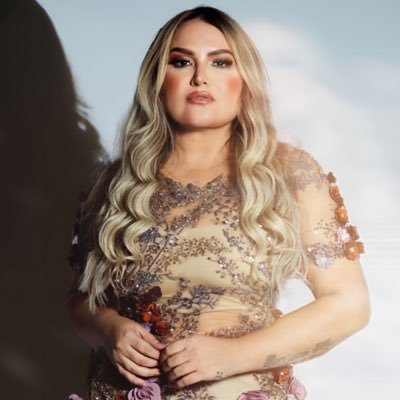 rebecalindsayrl's profile picture. 🎙️Cantora e compositora                                        📲Shows (91)98359-0588/98126-4089 🎬ASSISTA - CONEXÕES