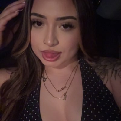 MiaAnaya4's profile picture. 22🤍🎀