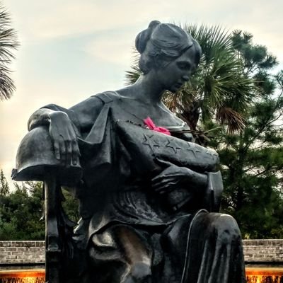 FeralWeirdo412's profile picture. Suburban veggie gardener & photographer. Introverted, socially awkward MAGA. (No DMs - I will block!)