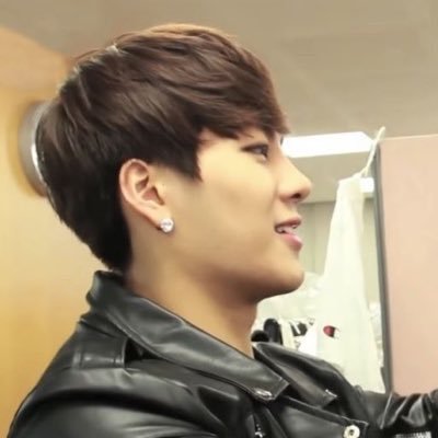 Kingwangahgase's profile picture. Let’s make history. ^•fan account•^ {#GOT7} 4/7 26.11.22 - 15.05.23 - 05.03.24 - 03.04.25 - 12.07.25