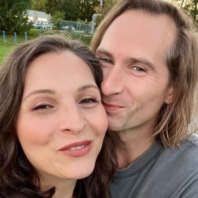 AzaleaMusic's profile picture. New single ‘Ethereal Heart’ out now!