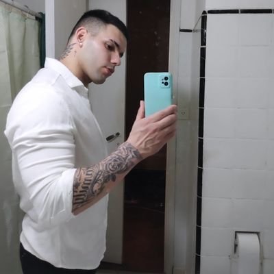 ezequiel_acdt's profile picture. licenciado en casi todo🫡
26 añoliss😝
técnico en refrigeración 🔧
sagitariano🏹
sigueme y te sigo🌠