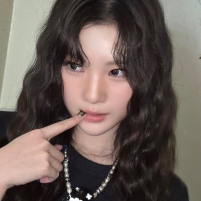 juunxfail's profile picture. ₊⚗︎𓂋̷͢ˑ͙ˑ͙╸˚𓈒 𖦹͙🌌✧ 𓈒˚ ⊲͙Ⓛ⋄╸˚𓈒 ❨ꜝ𓈒˚ @hellosantonx˿🖤 ꜝ˚𓈒 ❩ 𓈒˚ ꘎𓊪̷͙╸˚𓈒 🎸⊳͙ 𓈒˚ a✧͢t🐈‍⬛⋄╸˚𓈒 ₊✃╸𓈒˚ 𖦄🏂 ˚𓈒 ✧͙𖦹🕳️̷₊╸˚𓈒