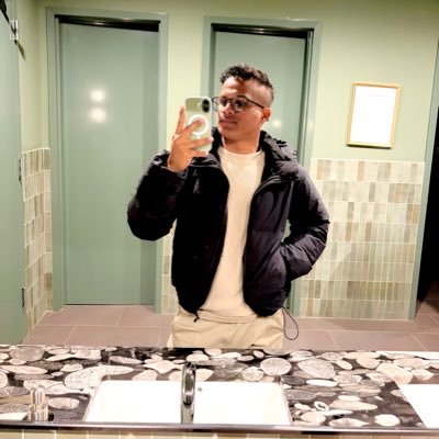 diwilsonsalas_'s profile picture. ♉️ | viviendo con los pies en la tierra y humildad en el corazón.